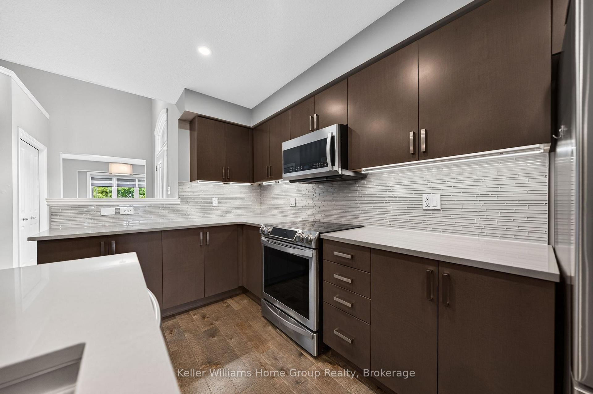 Photo 18 of 96 Aberdeen Street, Centre Wellington, Fergus — HOMEH
