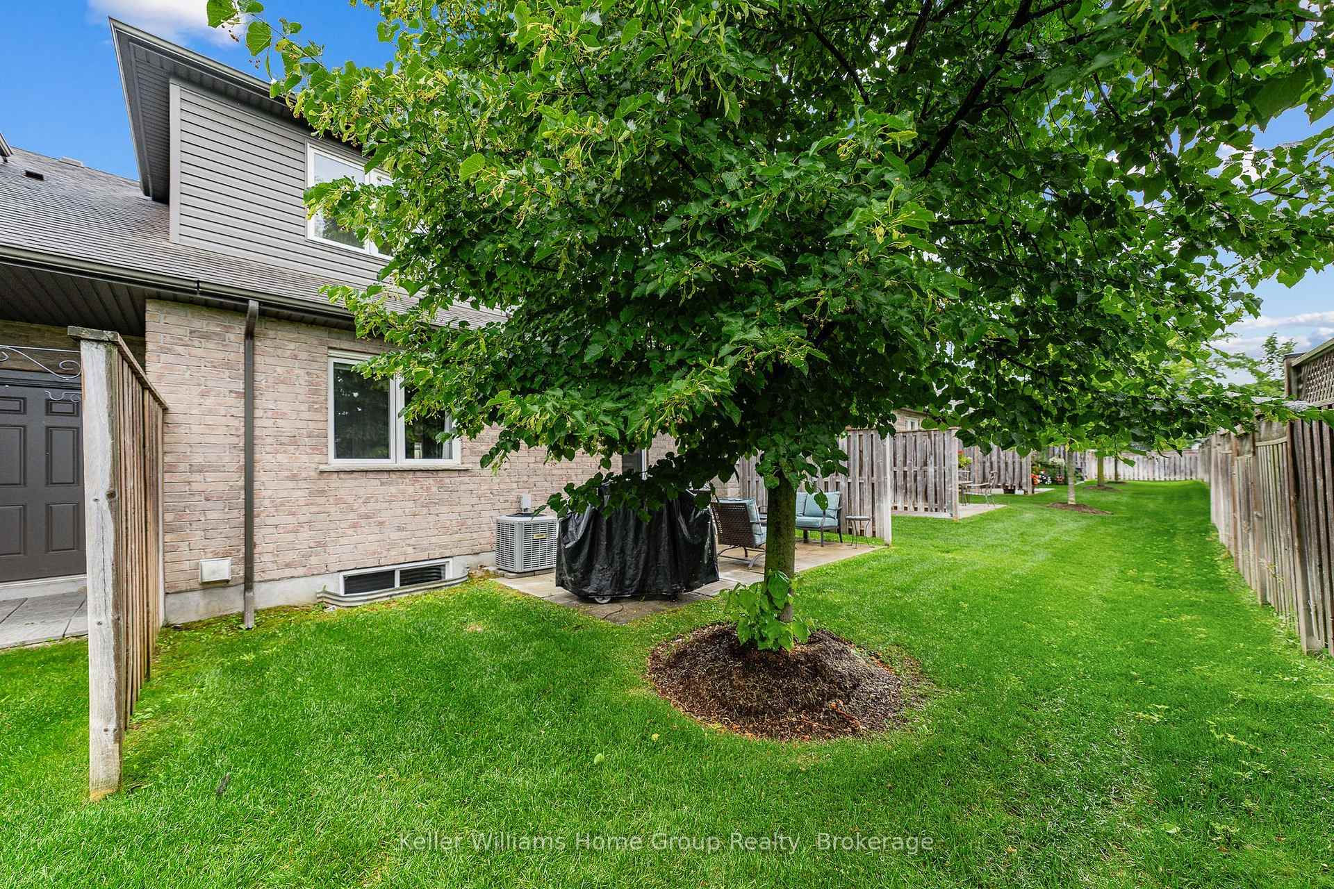 Photo 46 of 96 Aberdeen Street, Centre Wellington, Fergus — HOMEH