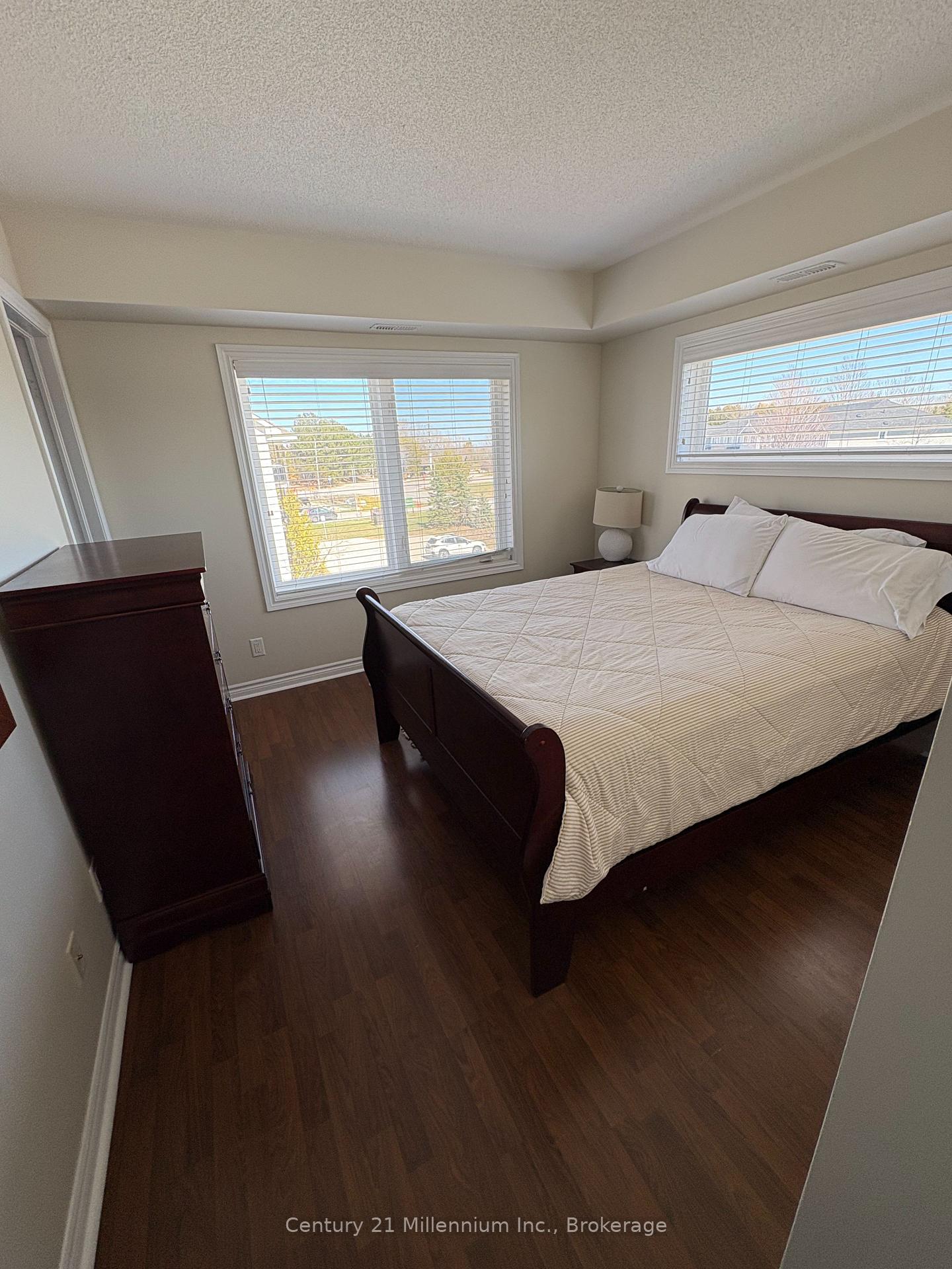 Photo 7 of Unit 301, 2 Brandy Lane Drive, Collingwood — HOMEH