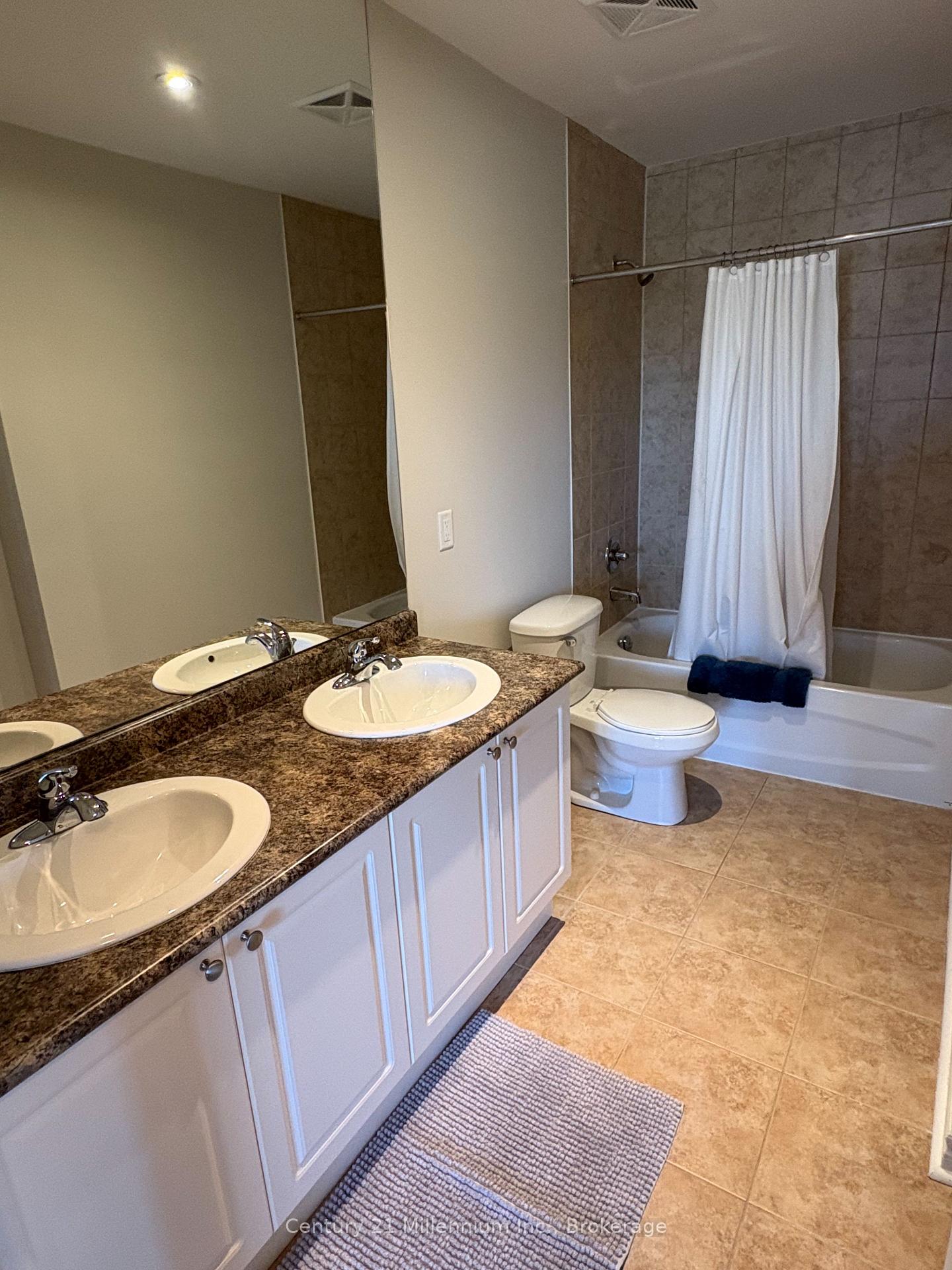 Photo 11 of Unit 301, 2 Brandy Lane Drive, Collingwood — HOMEH