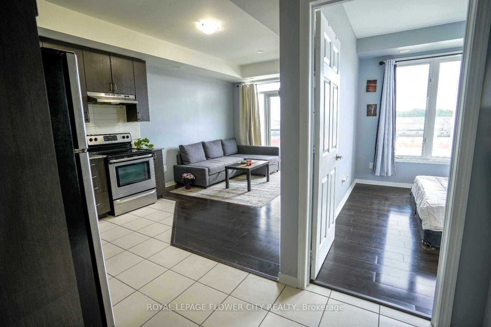 Photo 10 of Unit 306, 54 Sky Harbour Drive, Brampton, Bram West — HOMEH
