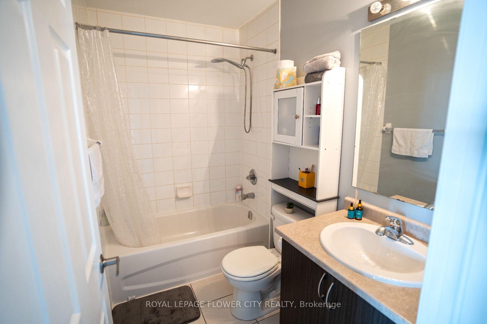 Photo 12 of Unit 306, 54 Sky Harbour Drive, Brampton, Bram West — HOMEH