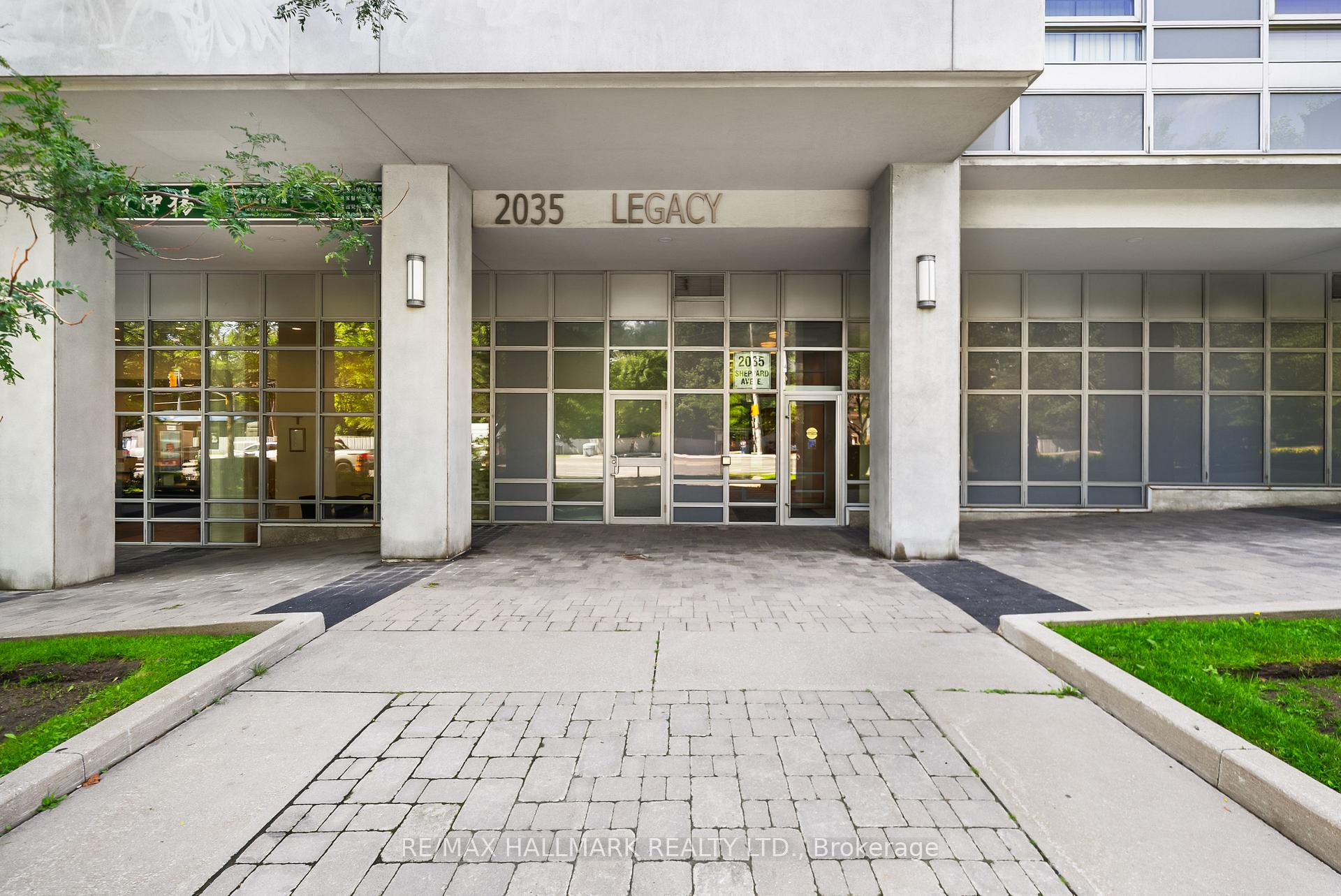 Photo 3 of Unit 122, 2035 Sheppard Avenue E, North York, Henry Farm — HOMEH