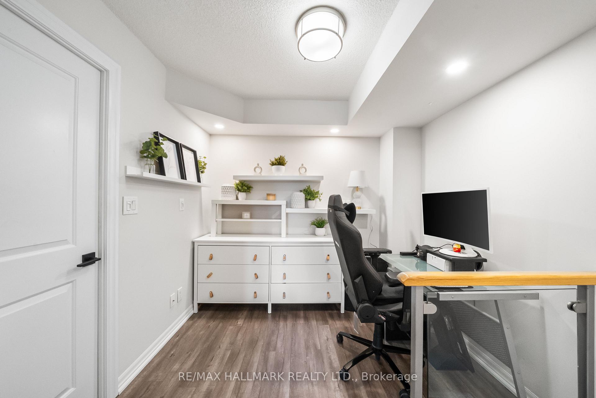 Photo 6 of Unit 122, 2035 Sheppard Avenue E, North York, Henry Farm — HOMEH