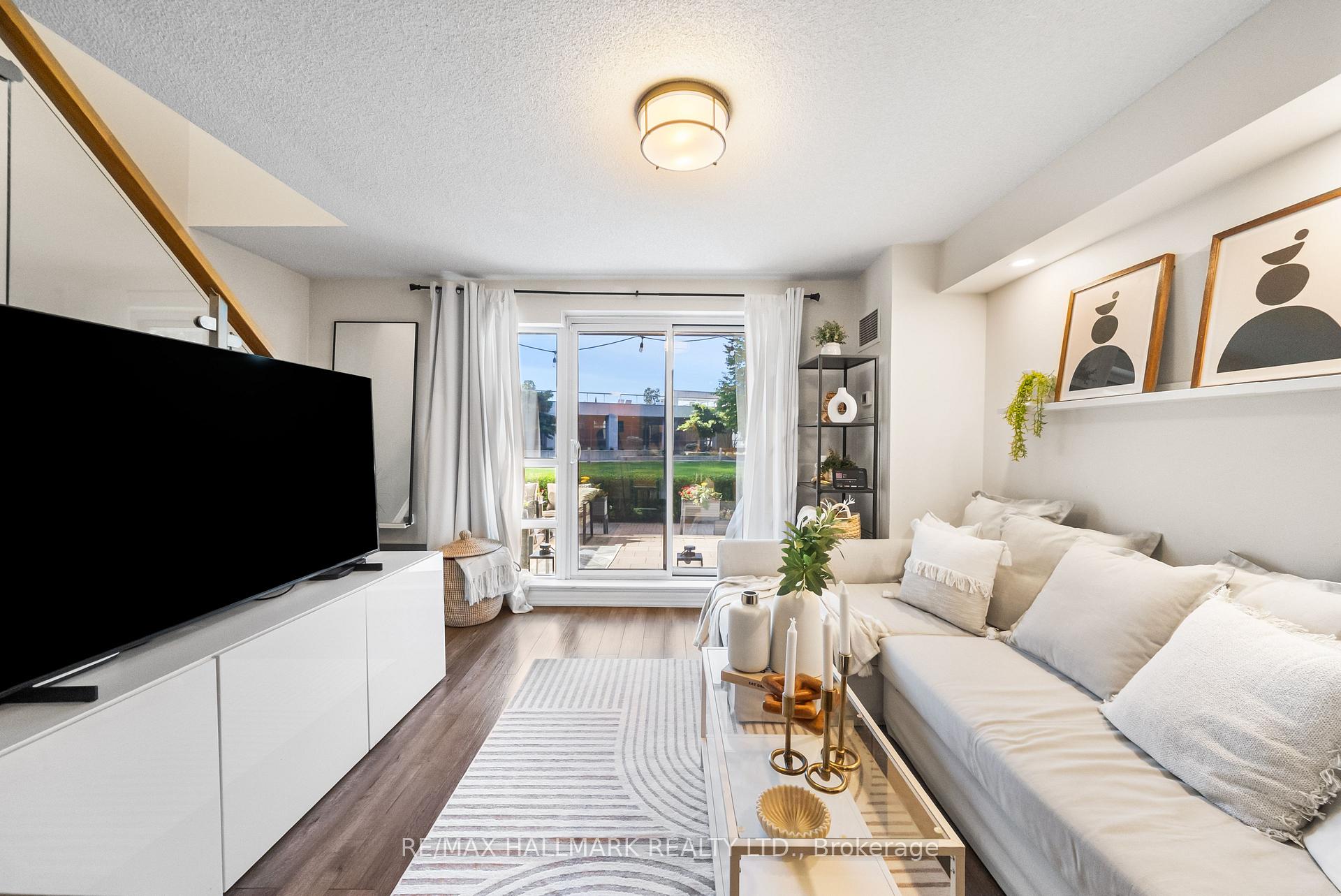 Photo 9 of Unit 122, 2035 Sheppard Avenue E, North York, Henry Farm — HOMEH