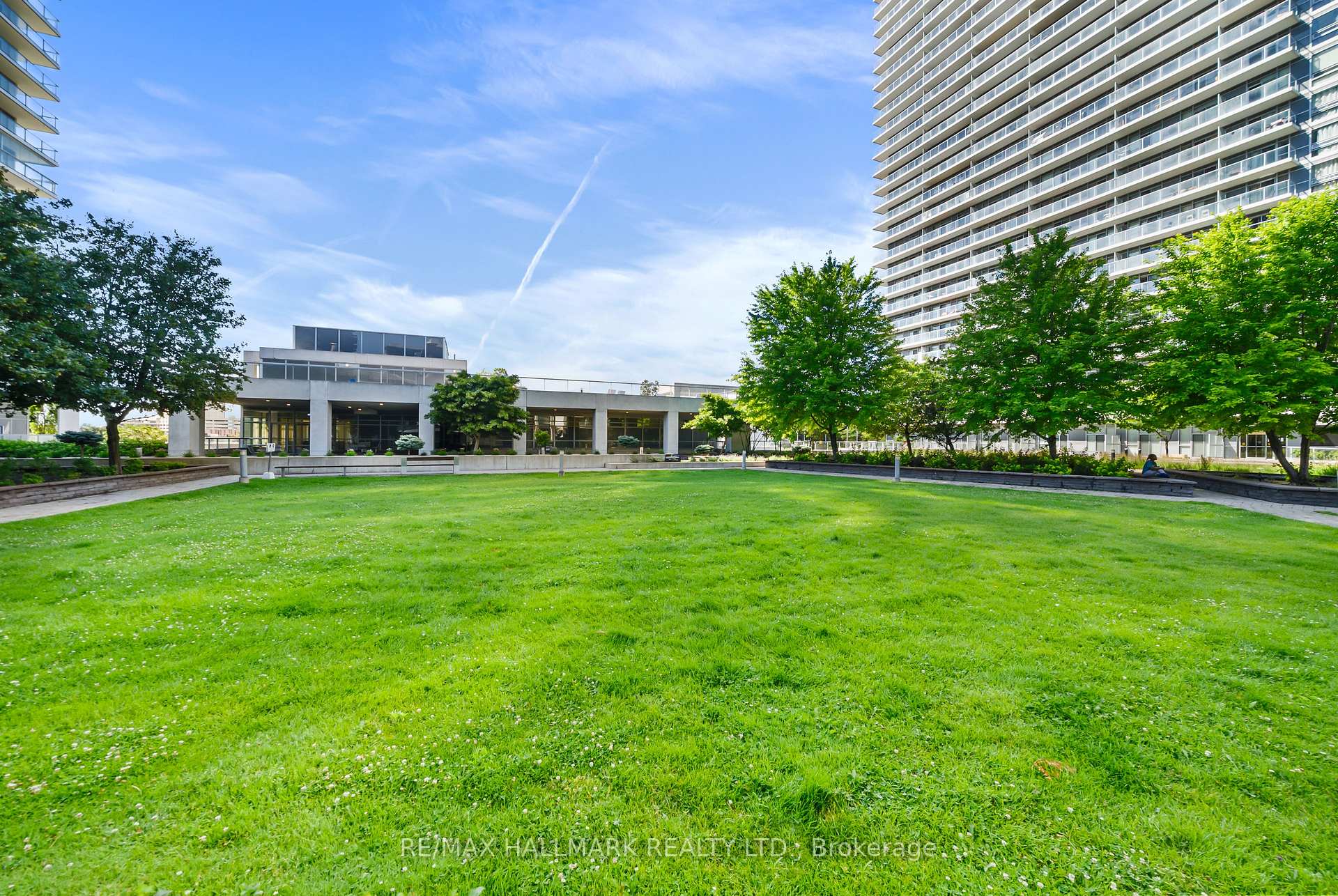 Photo 29 of Unit 122, 2035 Sheppard Avenue E, North York, Henry Farm — HOMEH