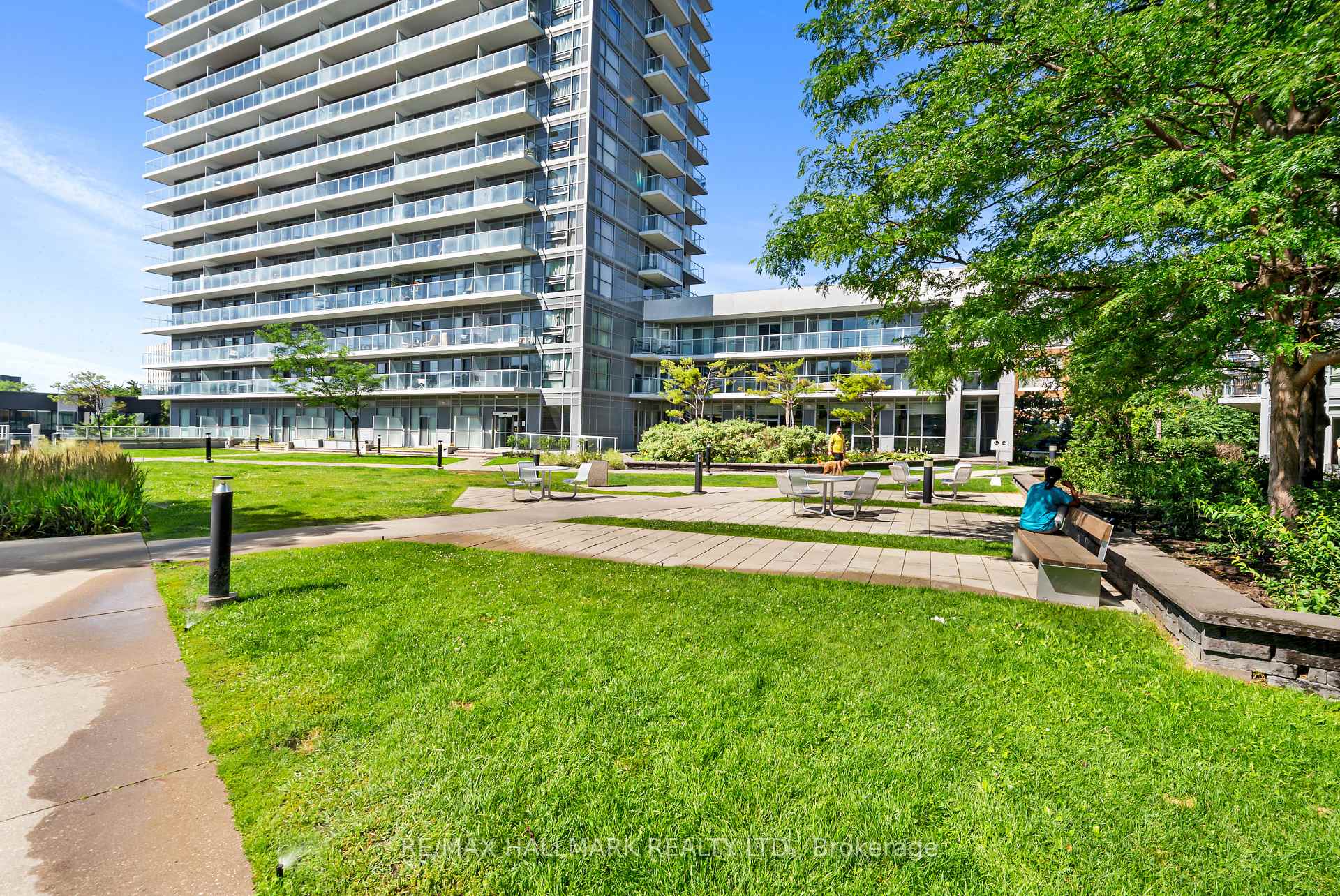 Photo 33 of Unit 122, 2035 Sheppard Avenue E, North York, Henry Farm — HOMEH