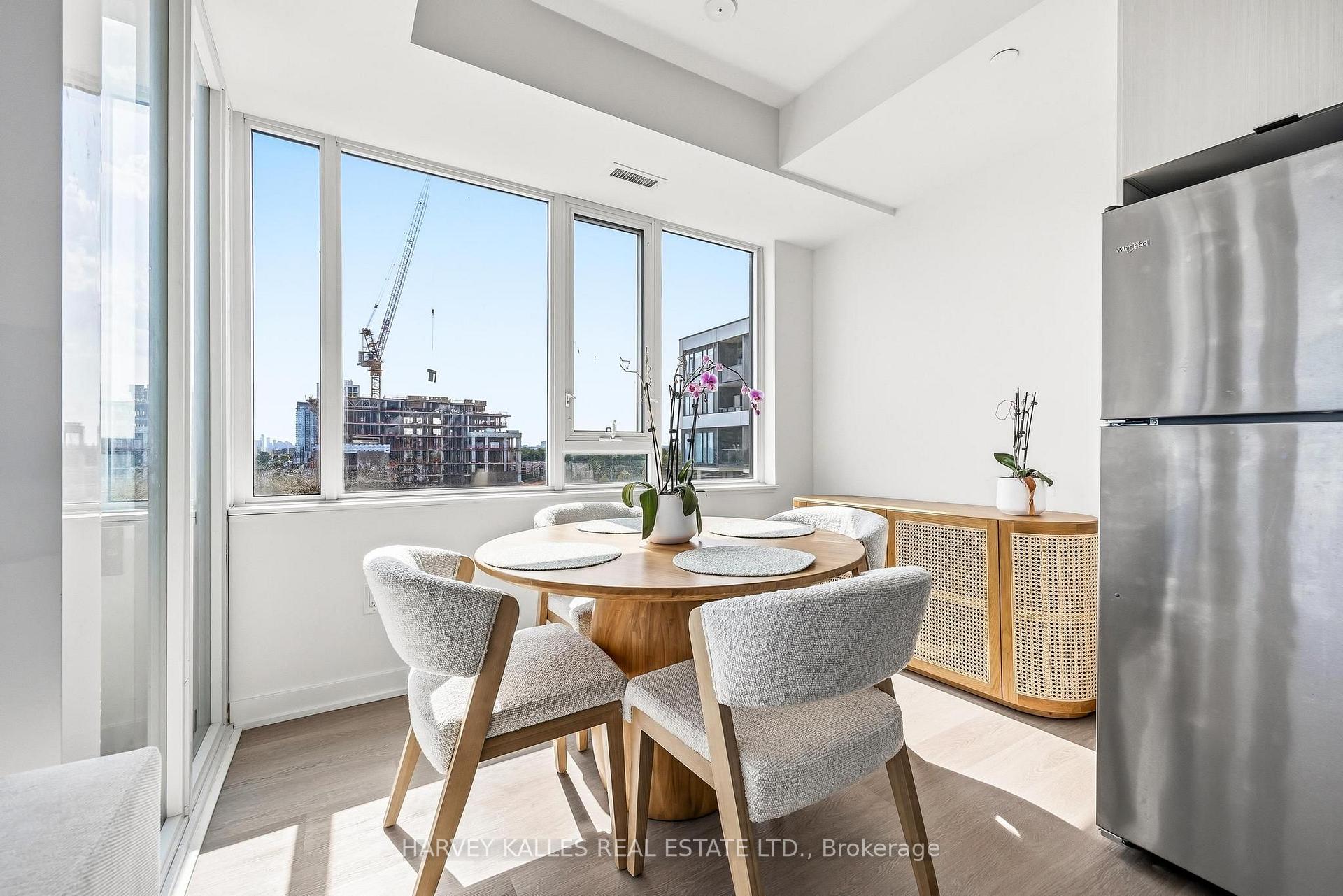 Photo 8 of Unit 603, 859 The Queensway, Etobicoke, Stonegate-Queensway — HOMEH