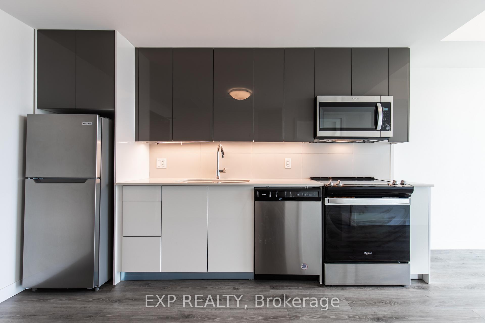 Photo 15 of Unit 3908, 60 Frederick Street, Kitchener, Civic Centre — HOMEH