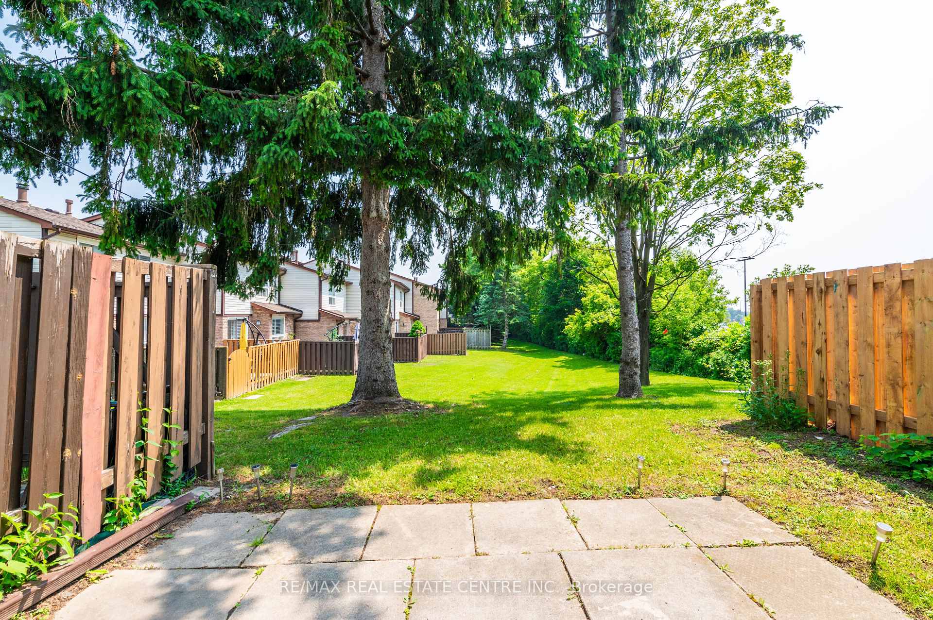 Photo 31 of Unit 16, 1330 Trowbridge Drive, Oshawa, Centennial — HOMEH