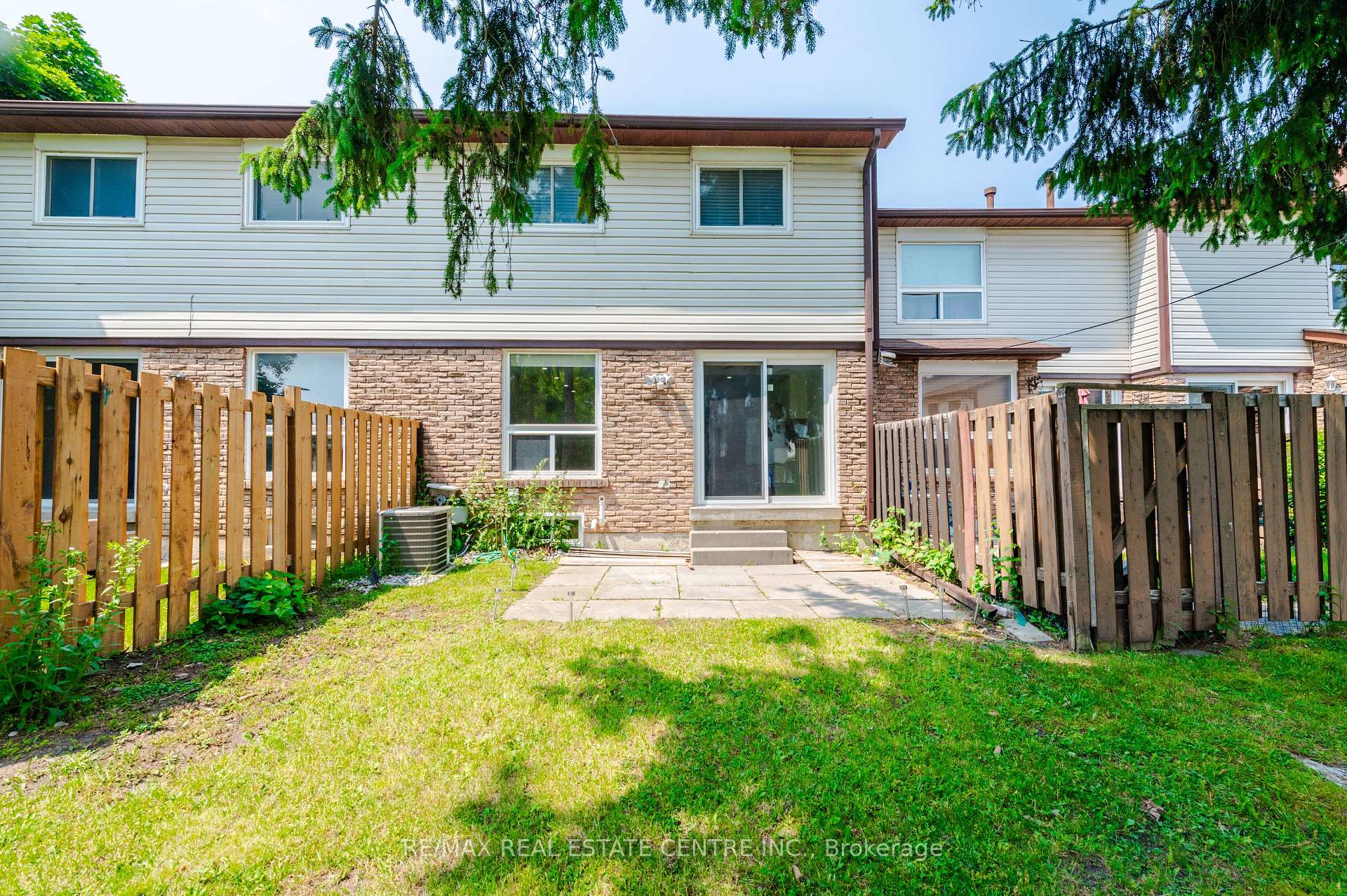 Photo 32 of Unit 16, 1330 Trowbridge Drive, Oshawa, Centennial — HOMEH