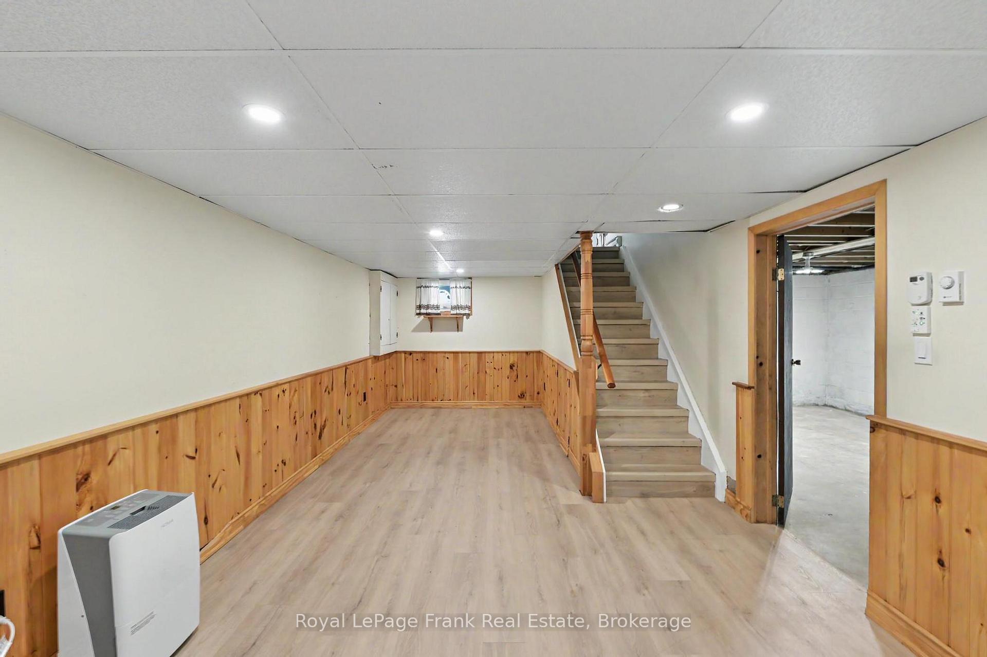 Photo 34 of 1834 7th Line, Selwyn — HOMEH