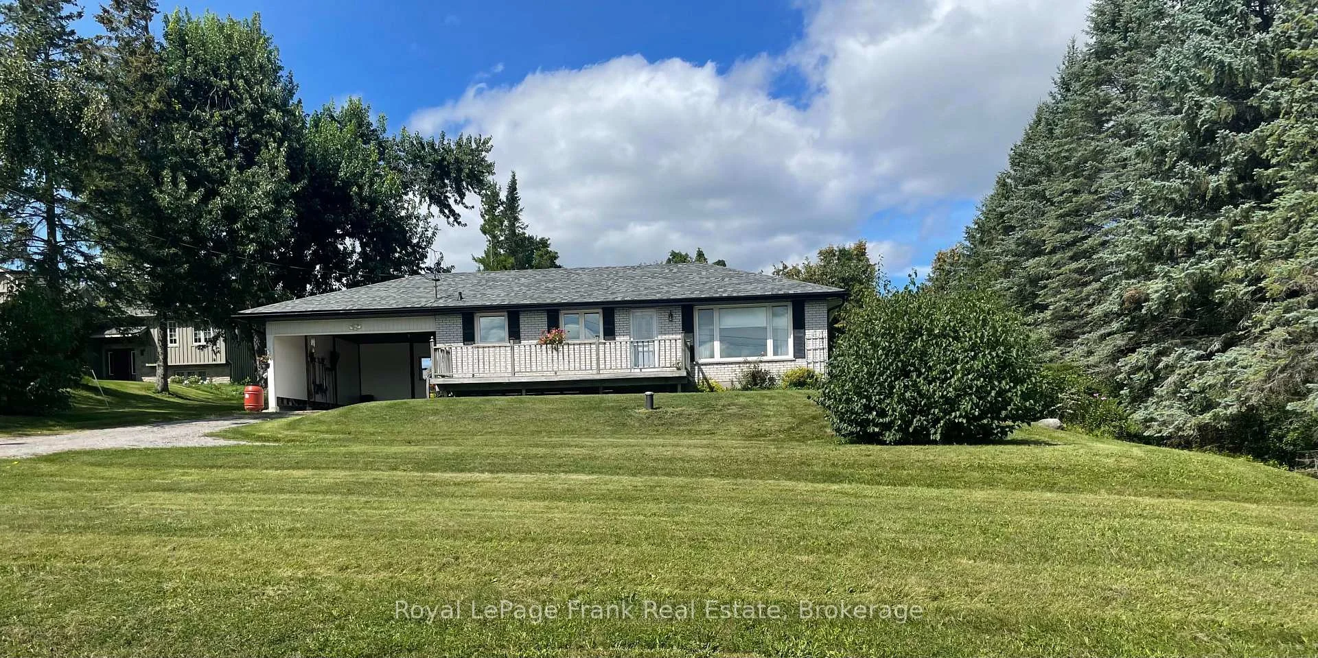 Photo 4 of 1834 7th Line, Selwyn — HOMEH