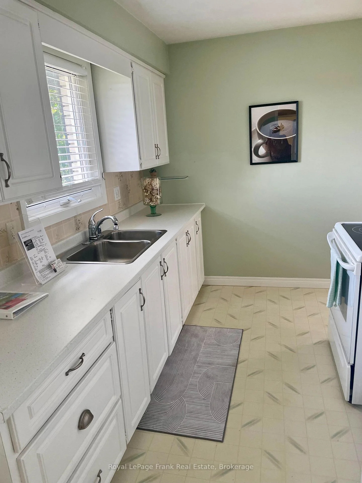 Photo 17 of 1834 7th Line, Selwyn — HOMEH