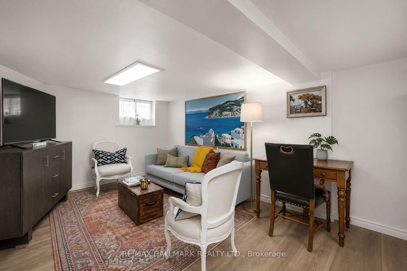 Photo 2 of Unit Lower, 43 Stanhope Avenue, Toronto, Broadview North — HOMEH