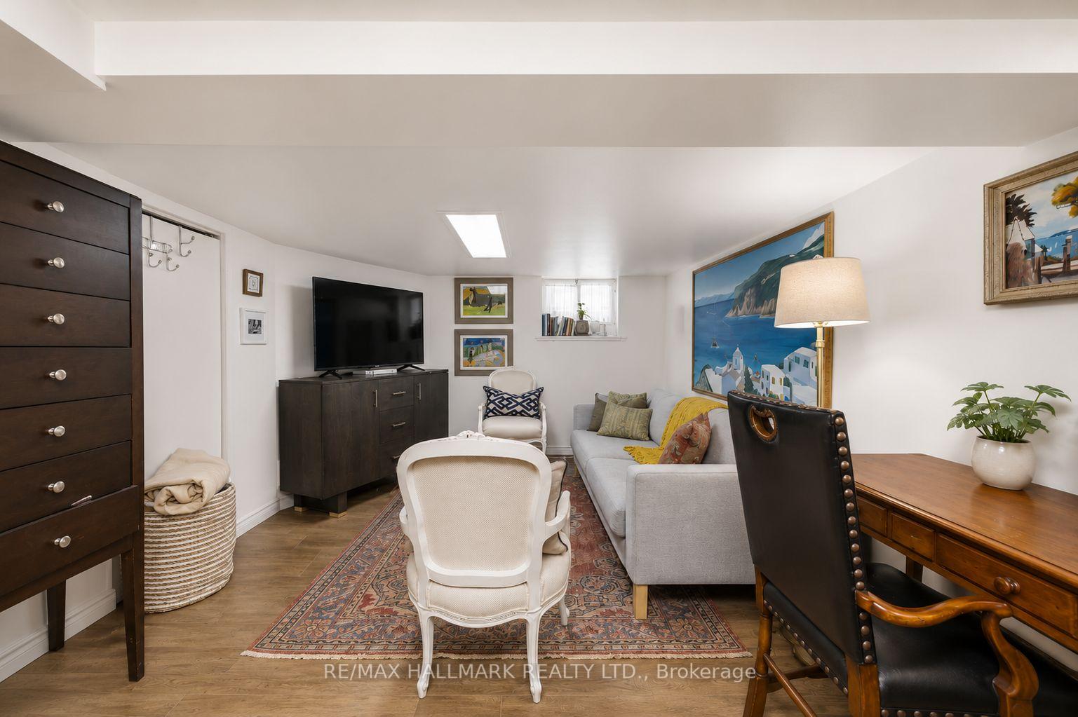 Photo 3 of Unit Lower, 43 Stanhope Avenue, Toronto, Broadview North — HOMEH