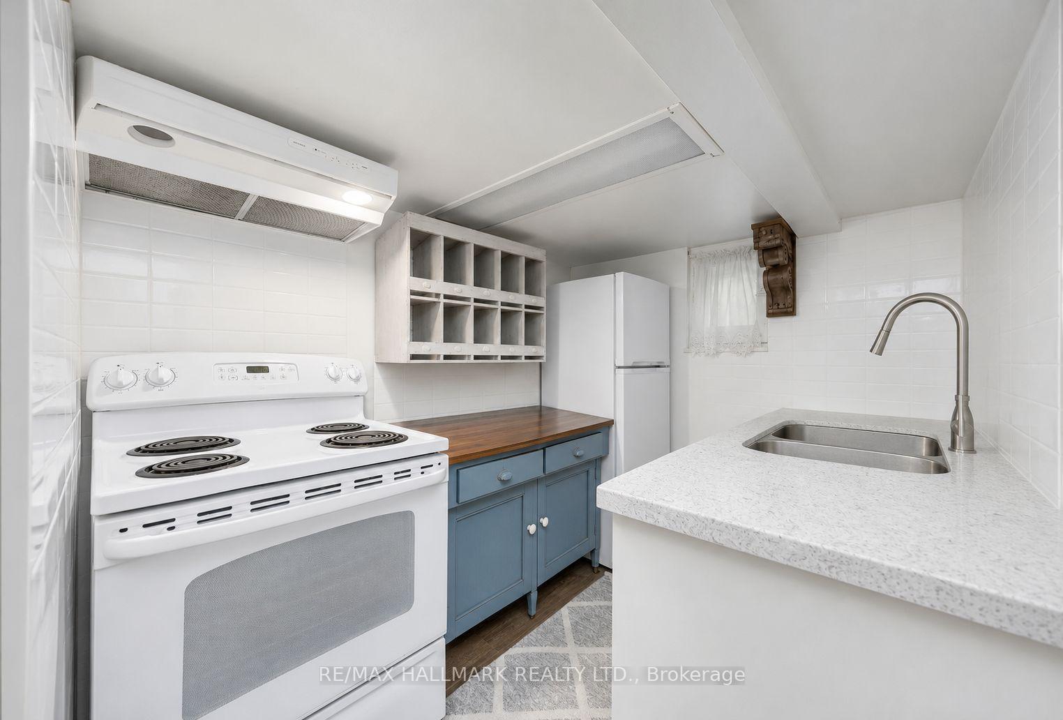 Photo 6 of Unit Lower, 43 Stanhope Avenue, Toronto, Broadview North — HOMEH