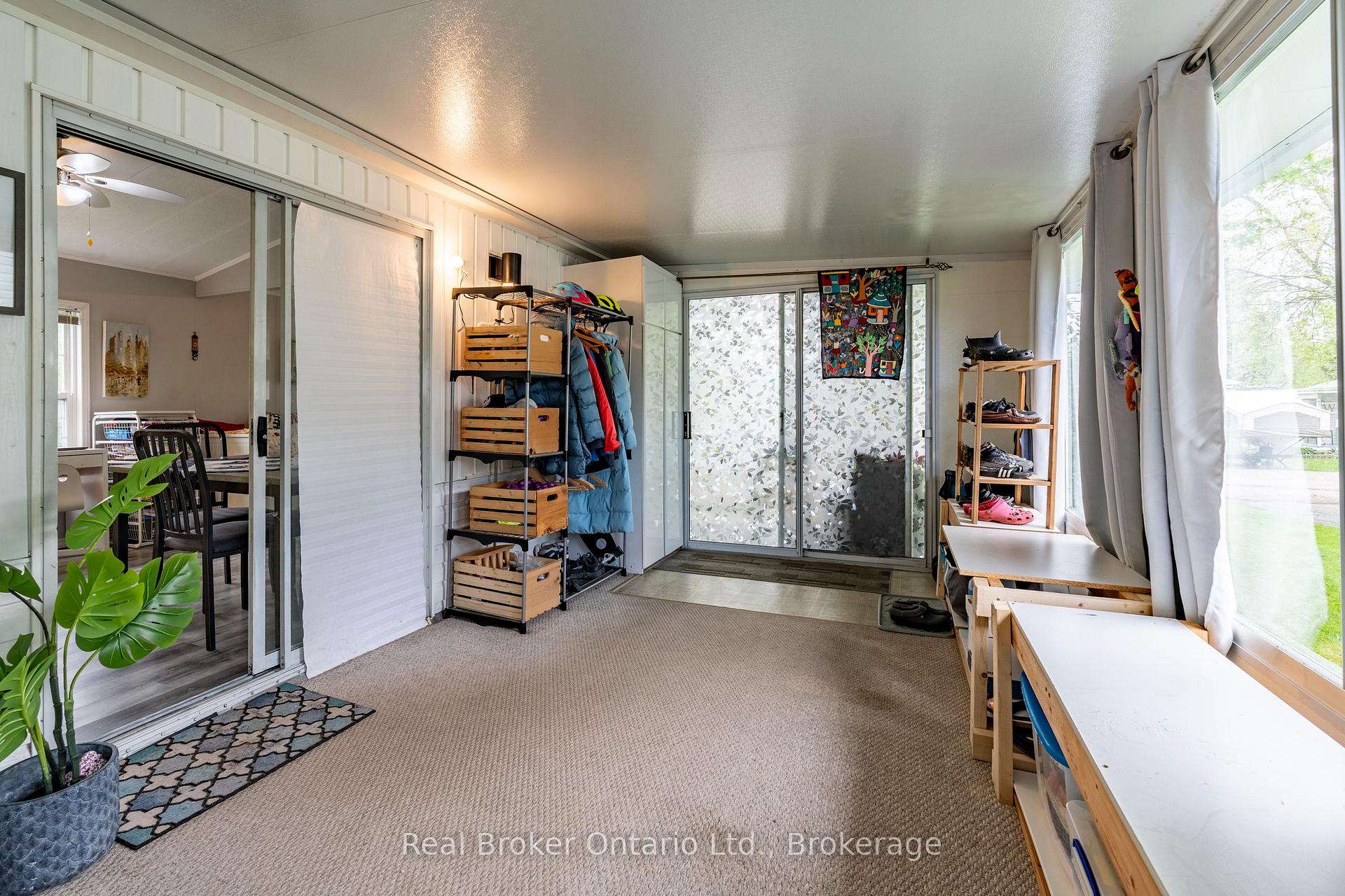 Photo 4 of Unit 236, 580 Beaver Creek Road, Waterloo, Columbia Forest — HOMEH
