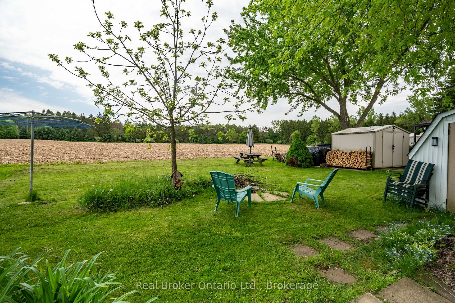 Photo 19 of Unit 236, 580 Beaver Creek Road, Waterloo, Columbia Forest — HOMEH