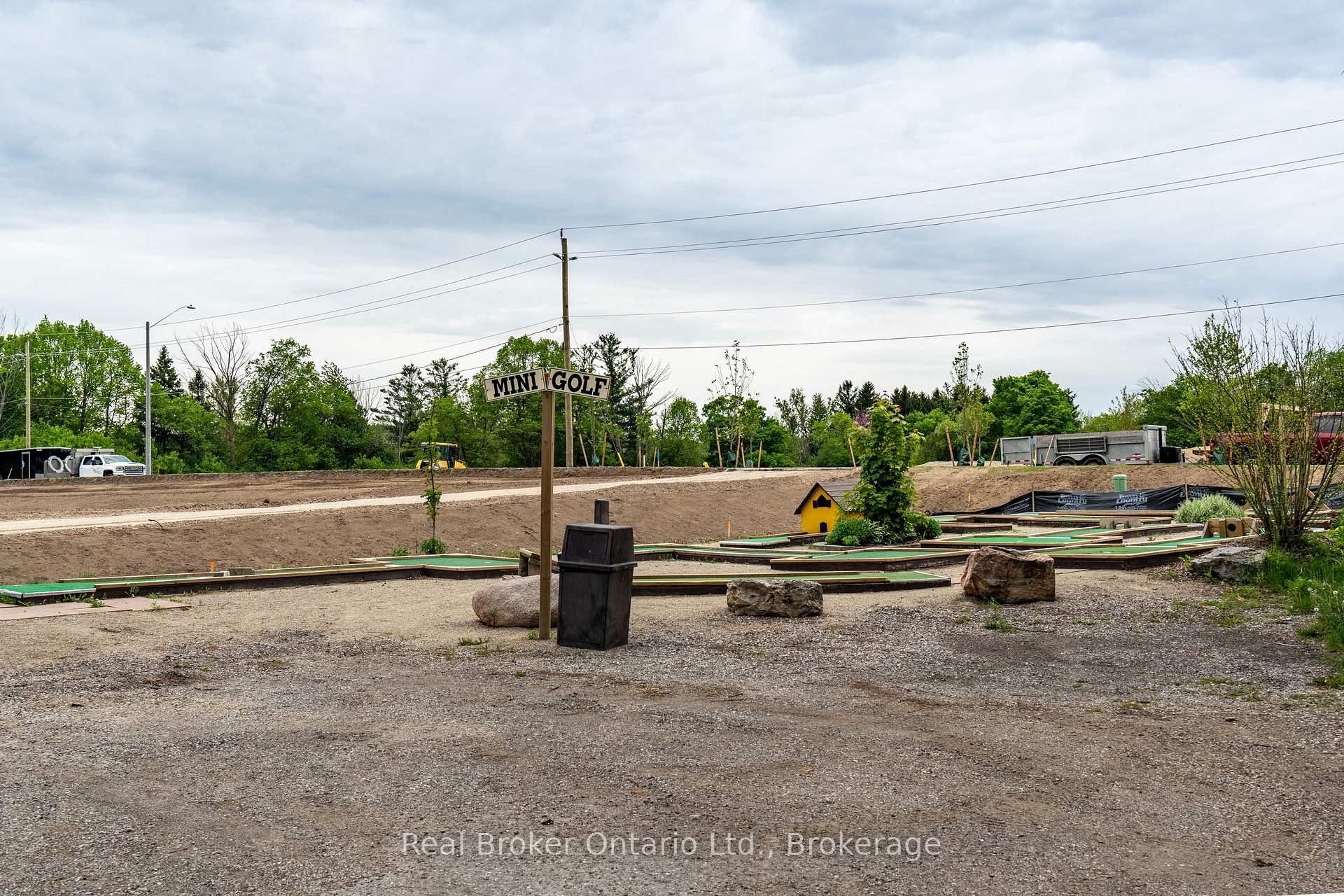 Photo 25 of Unit 236, 580 Beaver Creek Road, Waterloo, Columbia Forest — HOMEH