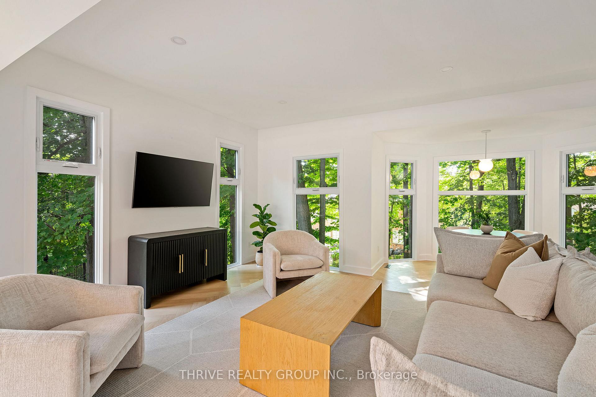 Photo 11 of 52 Birchmount Walk, London, South L — HOMEH
