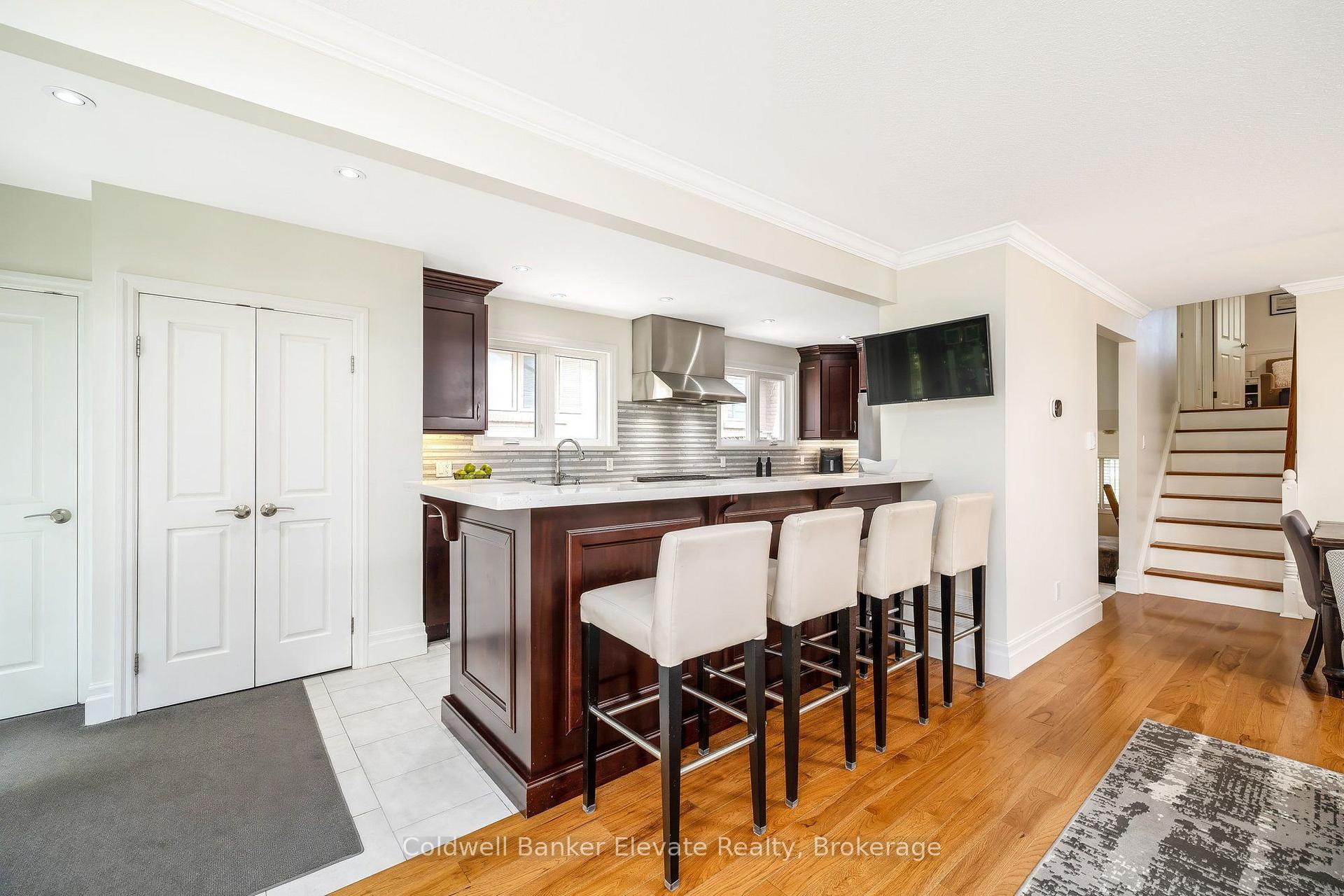 Photo 8 of 37 Fleance Drive, Markham, Royal Orchard — HOMEH