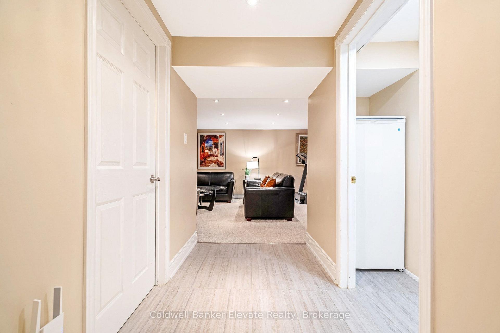Photo 22 of 37 Fleance Drive, Markham, Royal Orchard — HOMEH