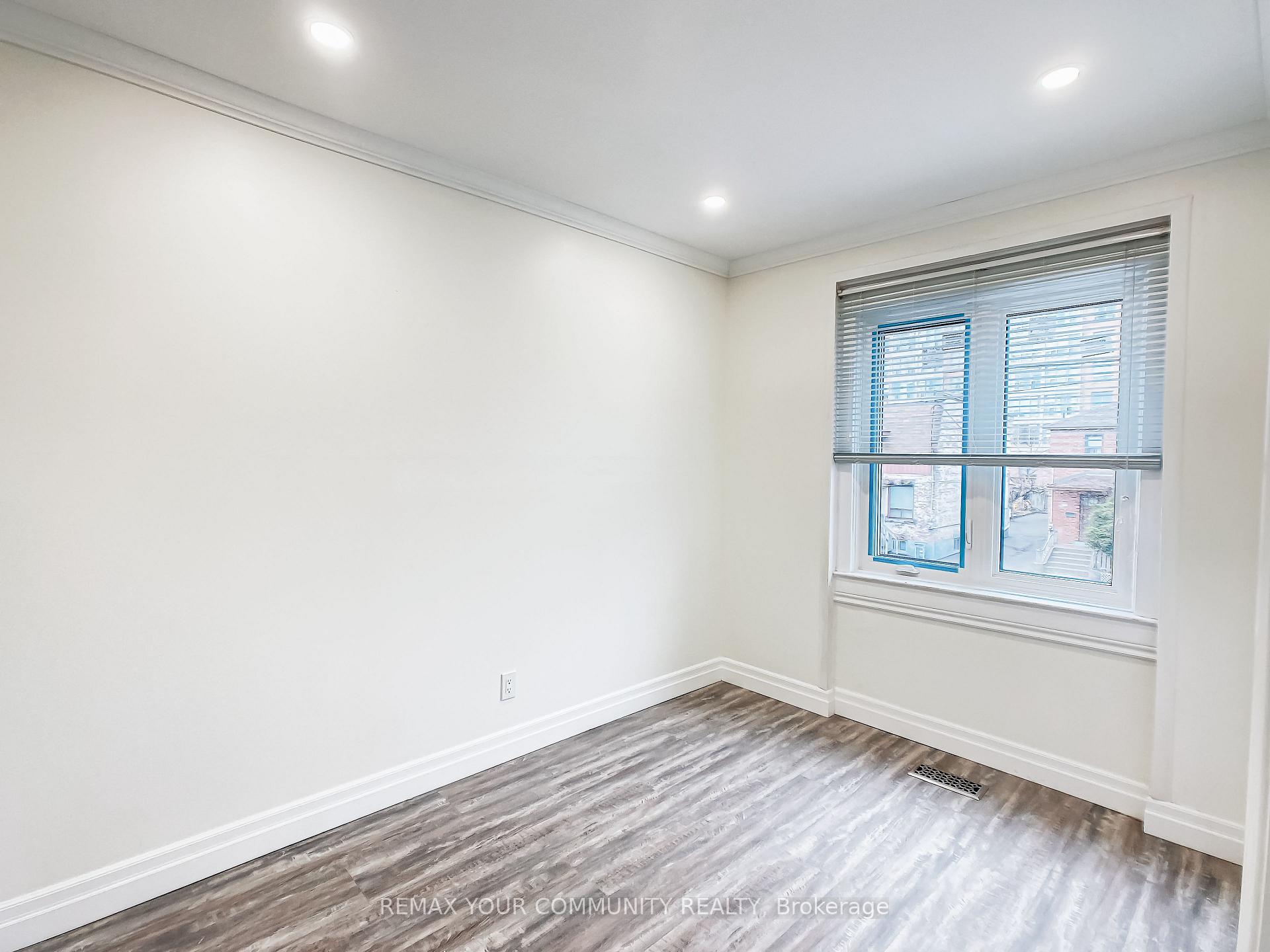 Photo 30 of 1623 Keele Street, Toronto, Keelesdale-Eglinton West — HOMEH