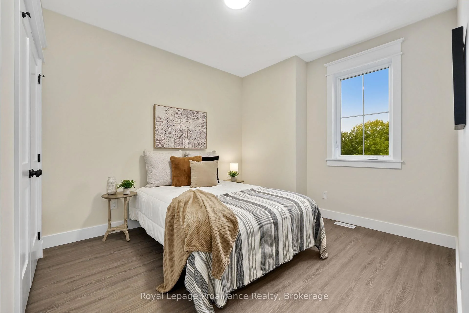 Photo 24 of 12 Greenfield Drive, Cramahe, Colborne — HOMEH