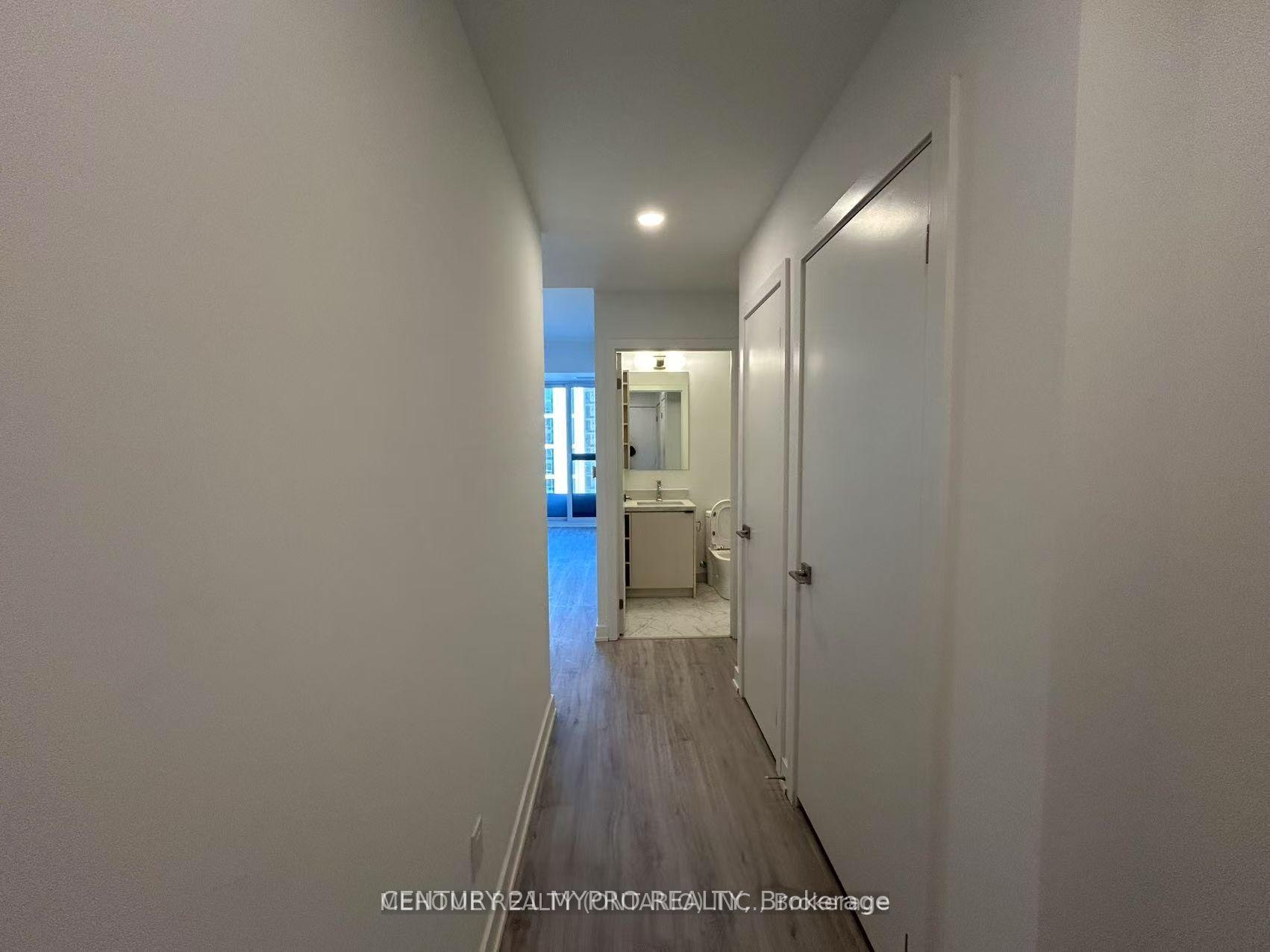 Photo 5 of Unit 3105, 252 Church Street, Toronto, Church-Yonge Corridor — HOMEH