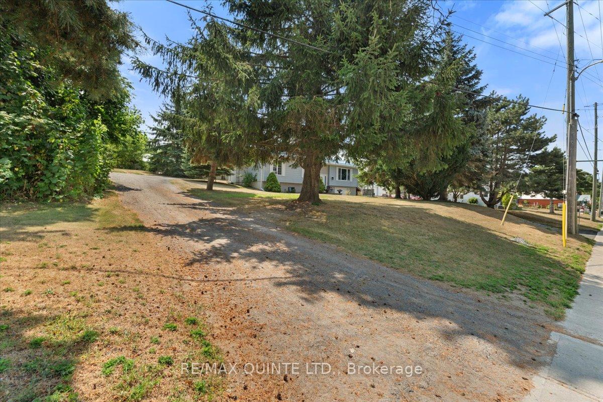 Photo 4 of 19 County Rd 18, Prince Edward County, Athol Ward — HOMEH