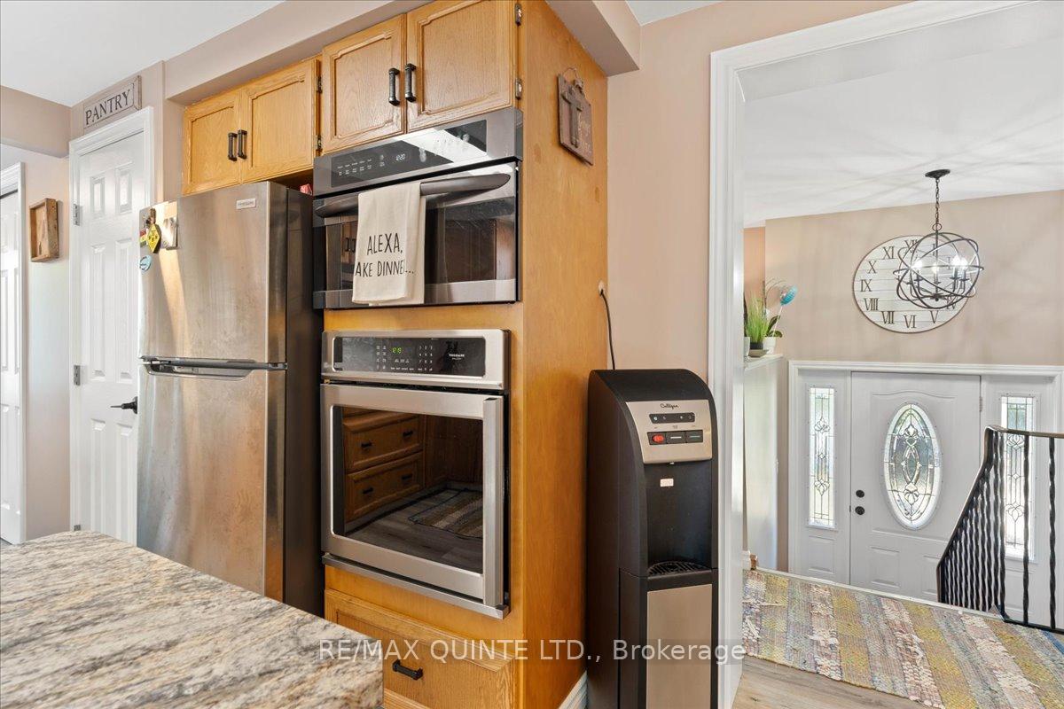 Photo 26 of 19 County Rd 18, Prince Edward County, Athol Ward — HOMEH