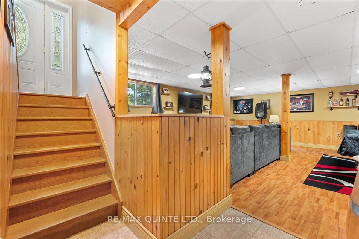 Photo 40 of 19 County Rd 18, Prince Edward County, Athol Ward — HOMEH