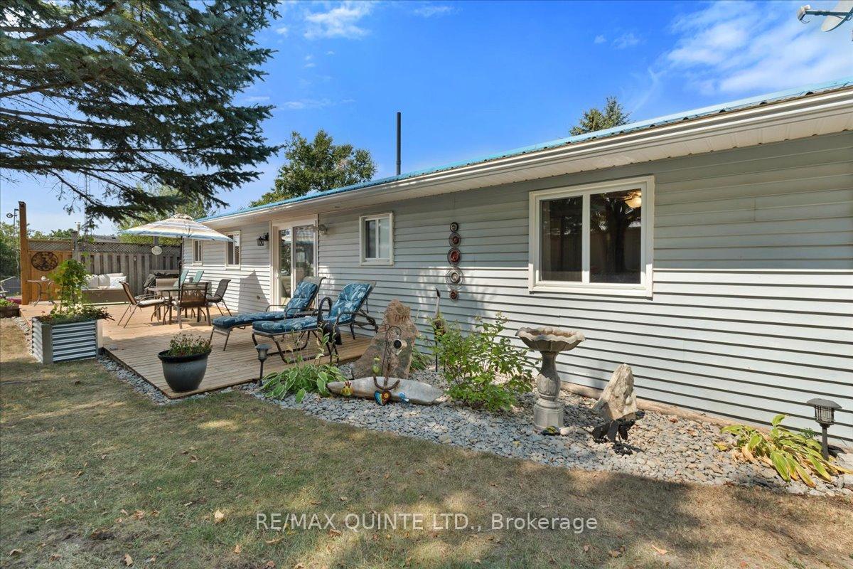 Photo 45 of 19 County Rd 18, Prince Edward County, Athol Ward — HOMEH