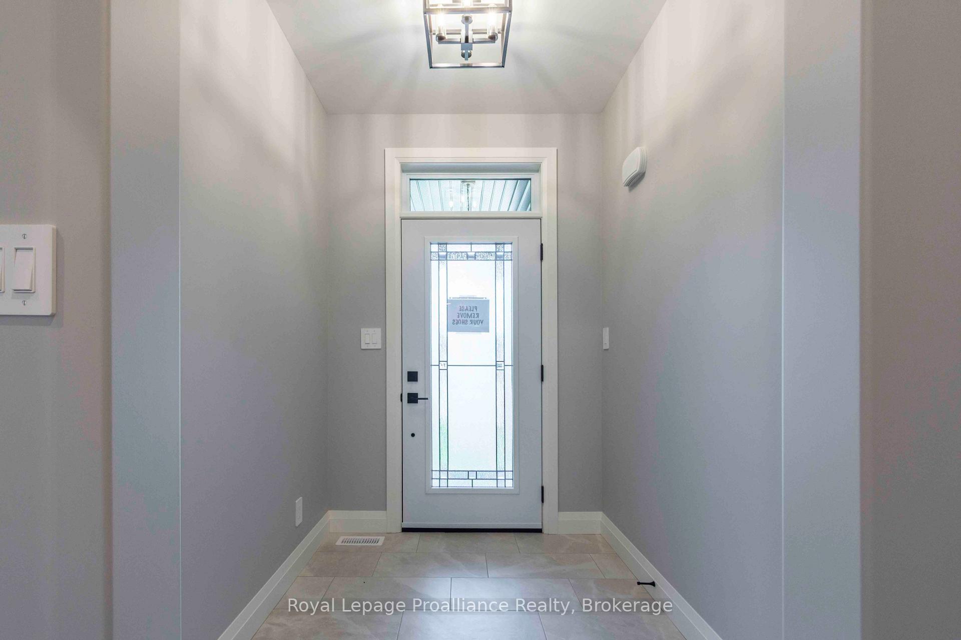 Photo 2 of 31 MacKenzie John Crescent, Brighton — HOMEH