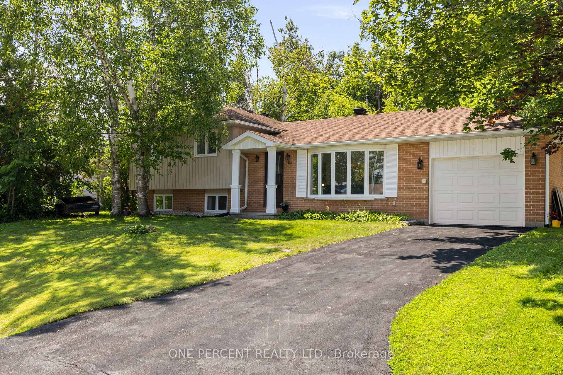 Photo 1 of 395 Harmon Road, Orillia — HOMEH