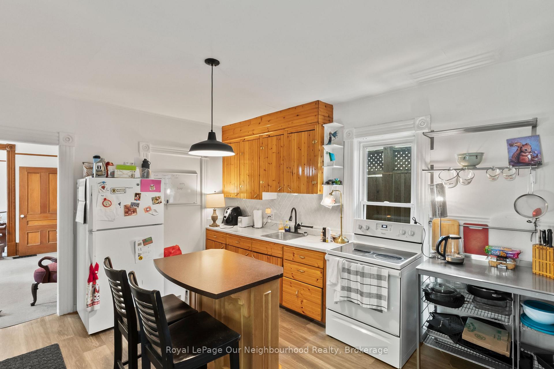 Photo 13 of 260 Westcott Street, Peterborough, Town Ward 3 — HOMEH