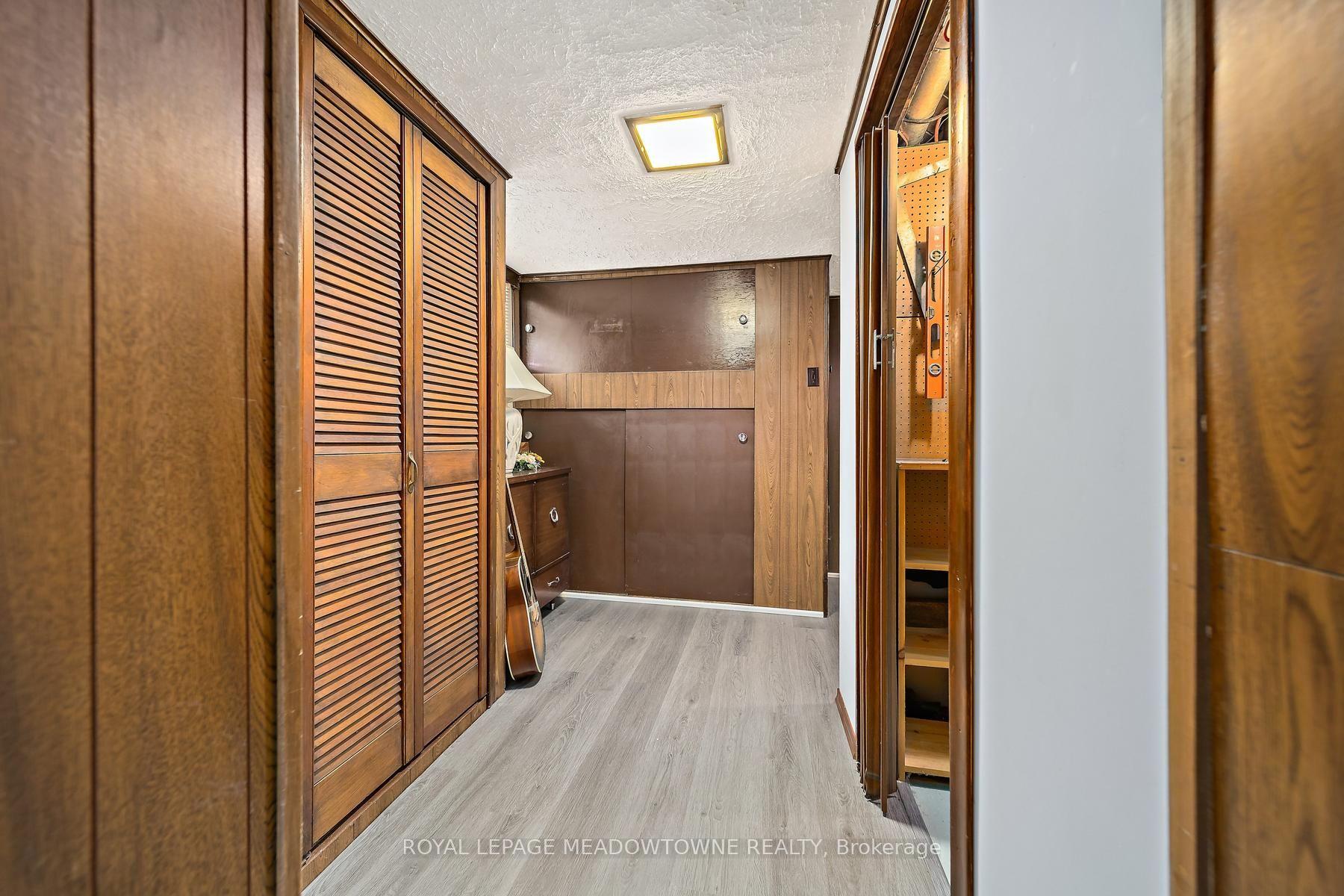 Photo 23 of 27 Hatfield Crescent, Etobicoke, Elms-Old Rexdale — HOMEH