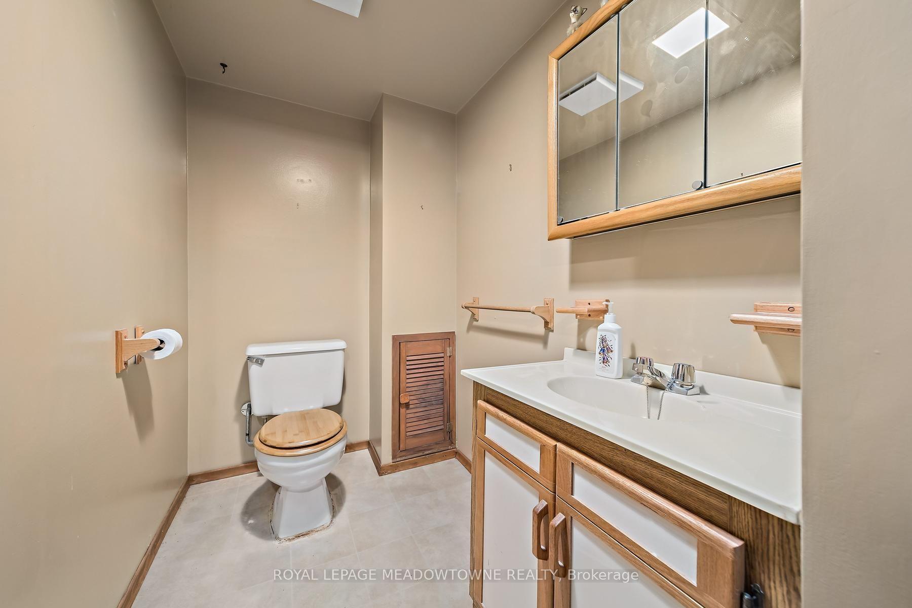 Photo 27 of 27 Hatfield Crescent, Etobicoke, Elms-Old Rexdale — HOMEH