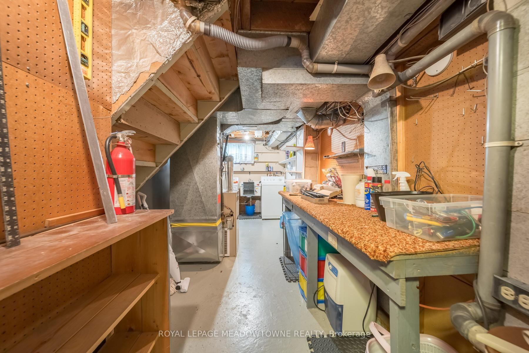 Photo 28 of 27 Hatfield Crescent, Etobicoke, Elms-Old Rexdale — HOMEH