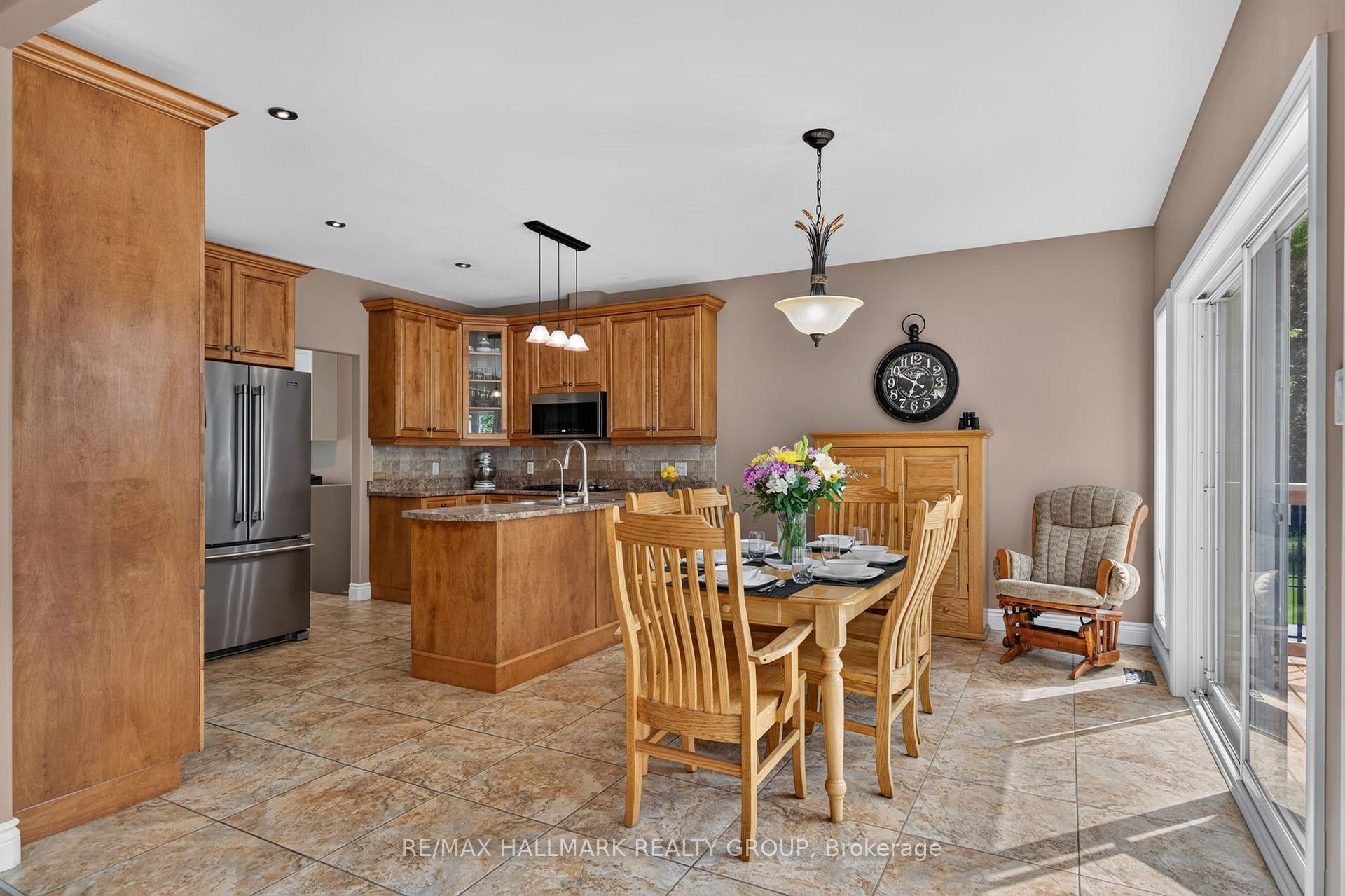 Photo 6 of 168 Wilbert Cox Drive, Ottawa, Huntley Ward (South East) — HOMEH