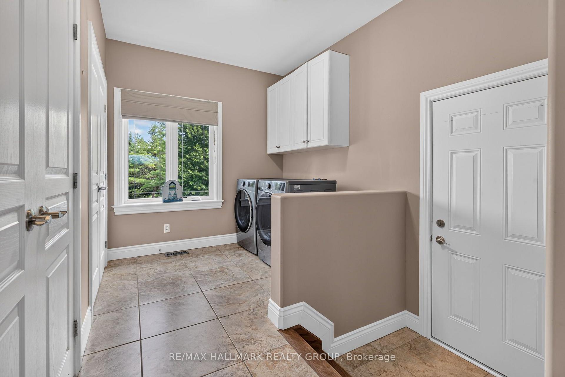 Photo 12 of 168 Wilbert Cox Drive, Ottawa, Huntley Ward (South East) — HOMEH