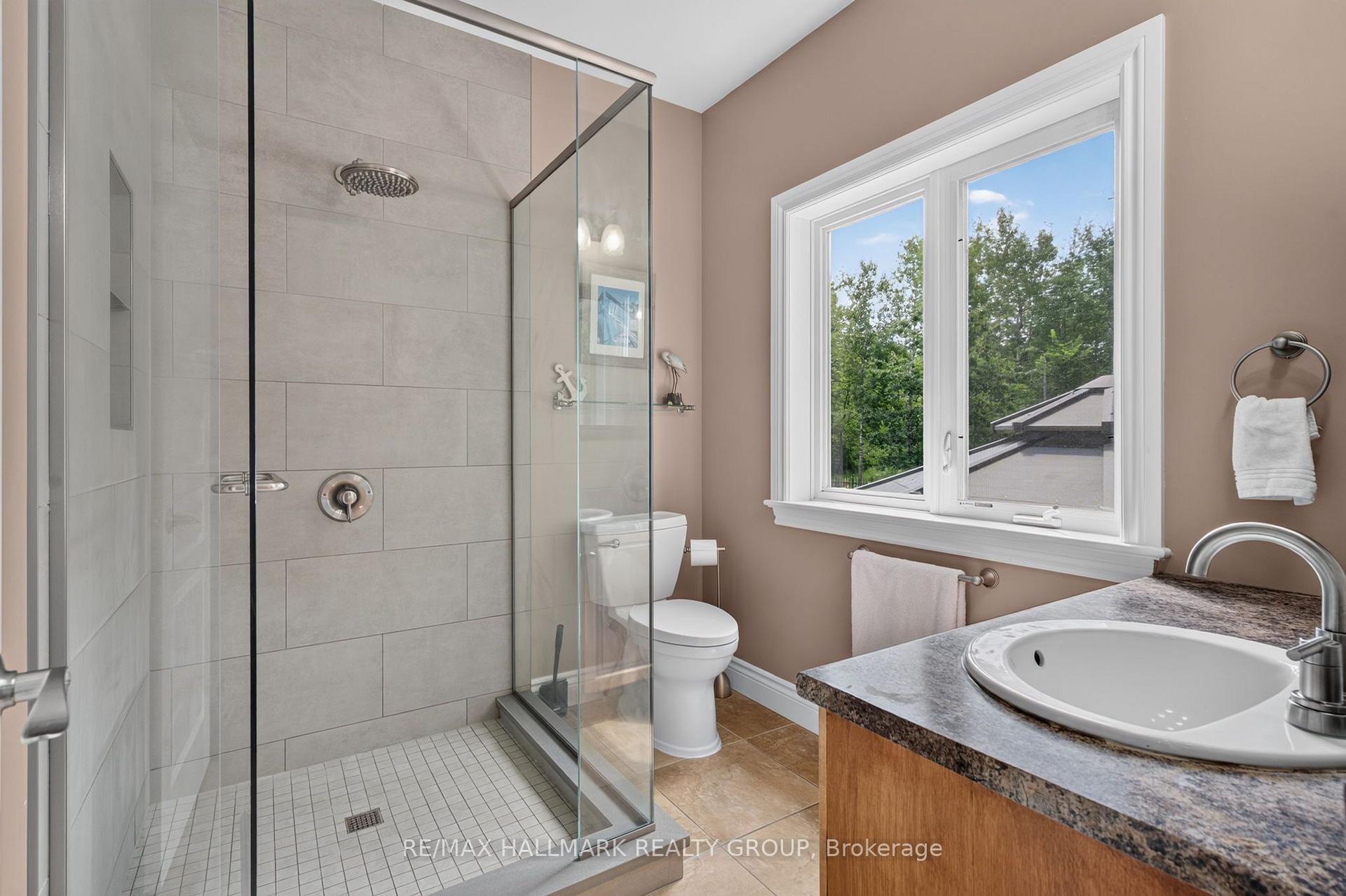 Photo 16 of 168 Wilbert Cox Drive, Ottawa, Huntley Ward (South East) — HOMEH