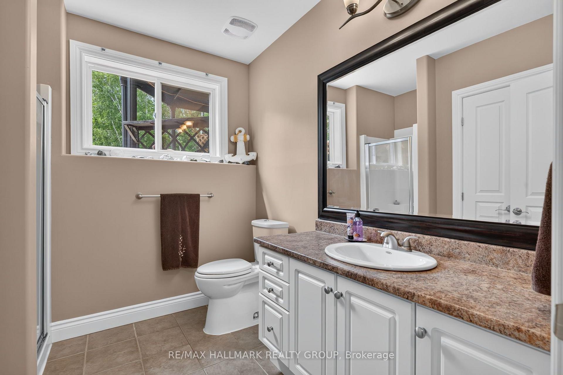Photo 26 of 168 Wilbert Cox Drive, Ottawa, Huntley Ward (South East) — HOMEH