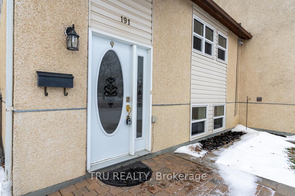 Photo 2 of 191 Castlefrank Road, Ottawa, Kanata - Glencairn/Hazeldean — HOMEH