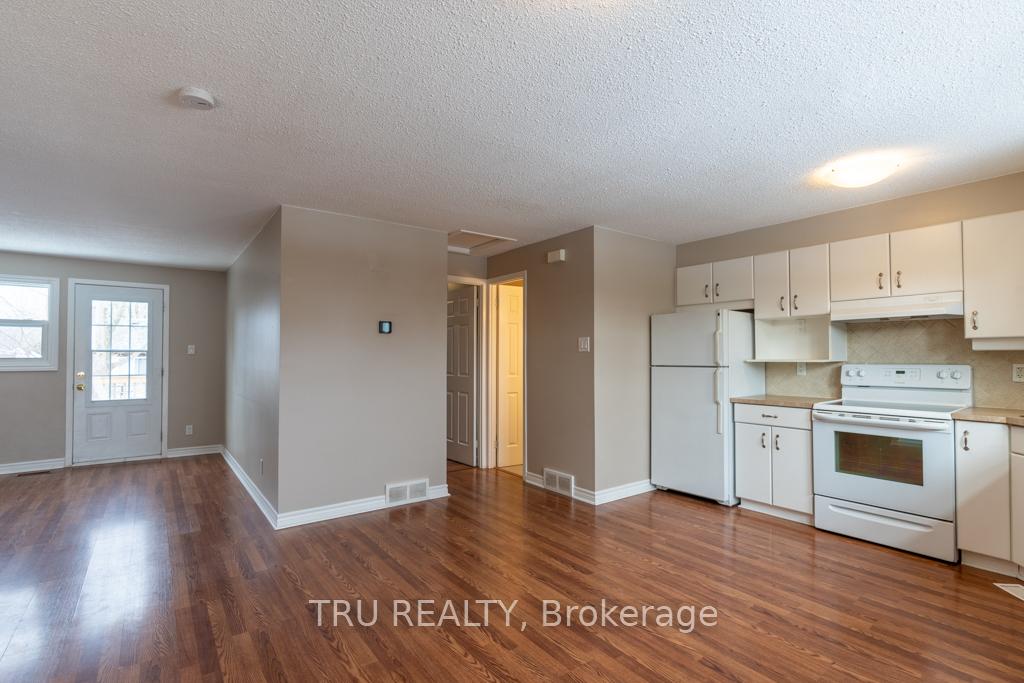 Photo 6 of 191 Castlefrank Road, Ottawa, Kanata - Glencairn/Hazeldean — HOMEH