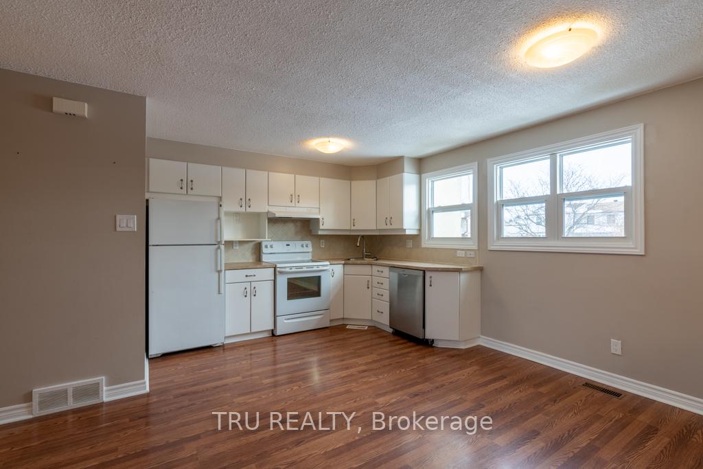 Photo 7 of 191 Castlefrank Road, Ottawa, Kanata - Glencairn/Hazeldean — HOMEH