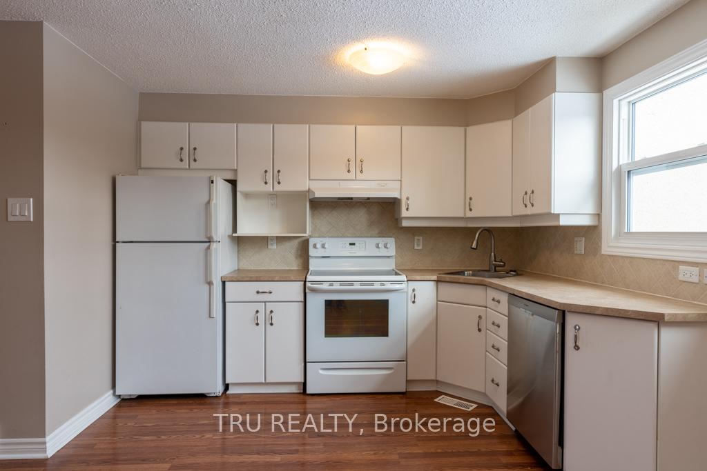 Photo 8 of 191 Castlefrank Road, Ottawa, Kanata - Glencairn/Hazeldean — HOMEH