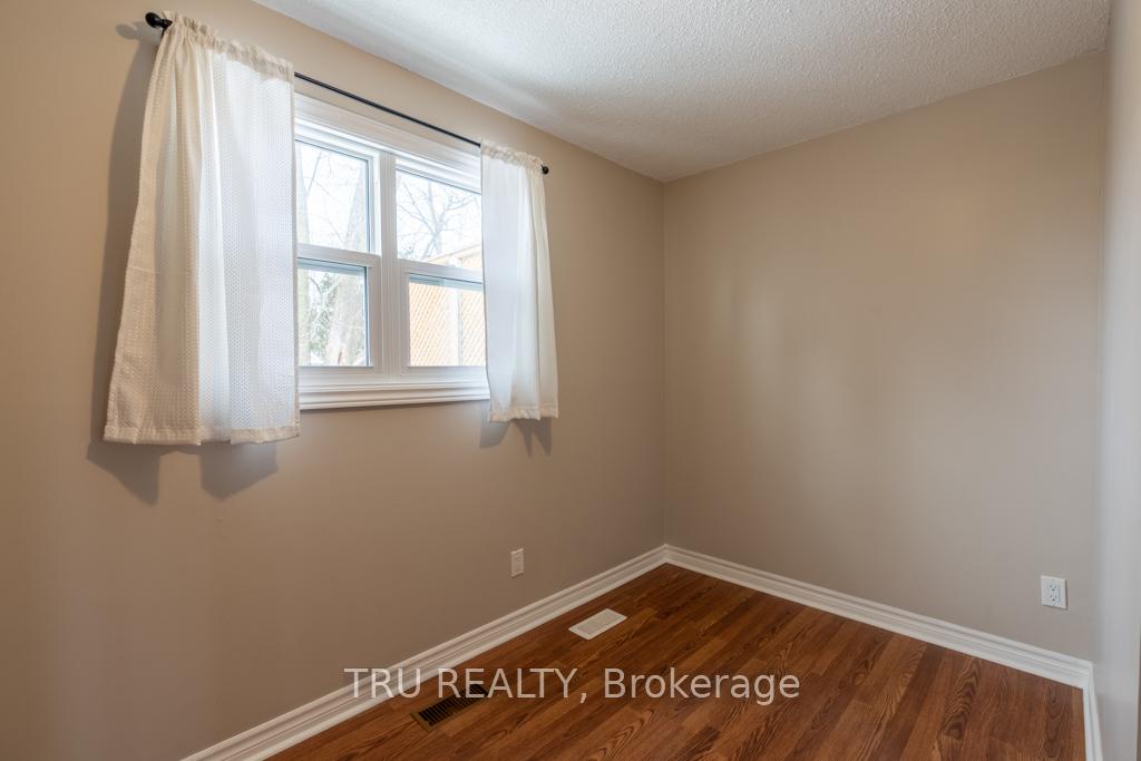 Photo 11 of 191 Castlefrank Road, Ottawa, Kanata - Glencairn/Hazeldean — HOMEH