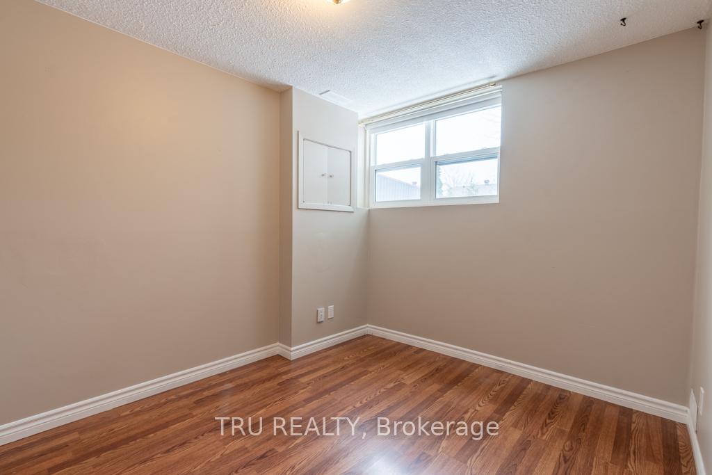 Photo 12 of 191 Castlefrank Road, Ottawa, Kanata - Glencairn/Hazeldean — HOMEH
